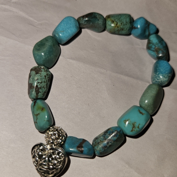 Vintage Blue Green Turquoise and Sterling Silver Heart Charm Bracelet - Picture 2 of 4